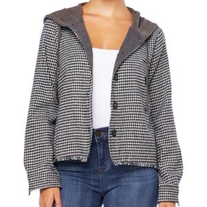 Hem & Thread Black and White Houndstooth Blazer